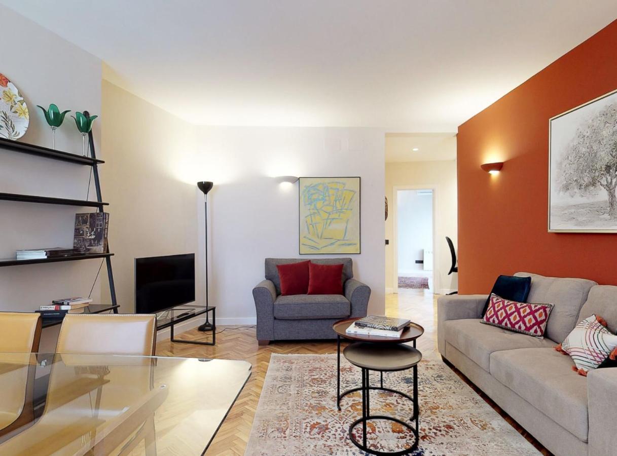 Apartment Center 2 Pax Plaza Santa Ana Iii *